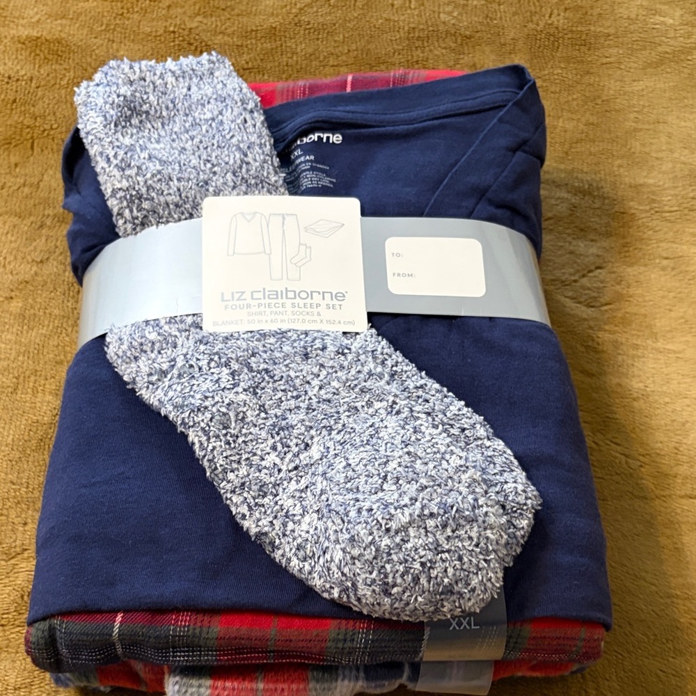 Liz Claiborne NWT women’s four piece sleep set size XXL
